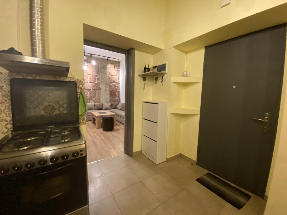 Nice Loft On Uznadze Street Тбилиси Экстерьер фото